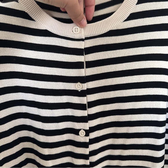 H&M Striped Black and tan button down Cardigan size L - Picture 3 of 6